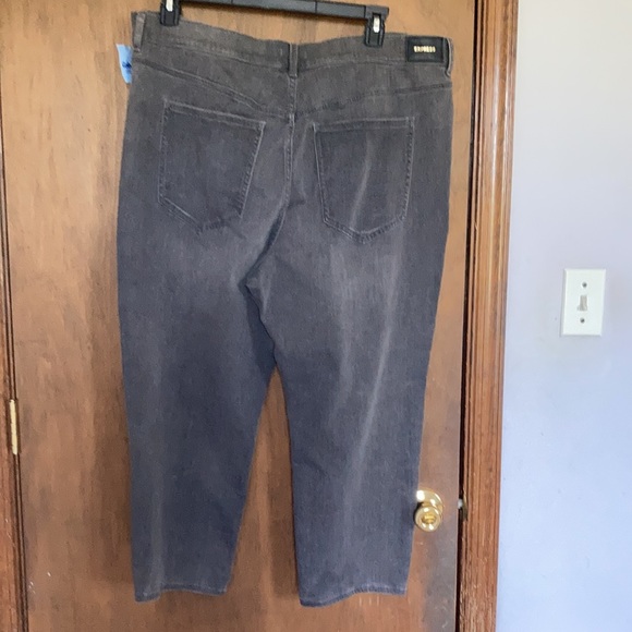 Express Super high rise slim button fly jean size 18 S - Picture 12 of 17